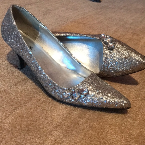 silver glitter shoes low heel